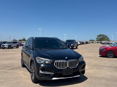 Used 2021 BMW X1 sDrive28i w/ Convenience Package FWD image 3