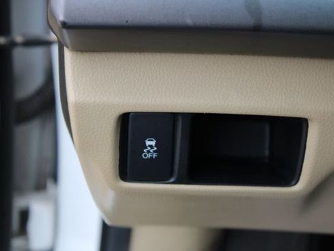 Used 2011 Honda Accord LX-S image 19