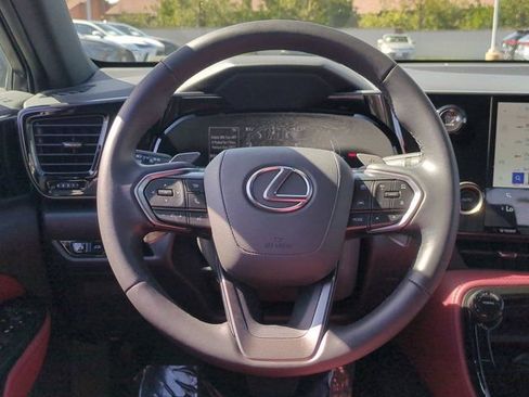 Used 2025 Lexus NX 250 FWD image 16