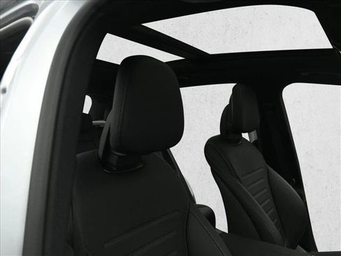 Certified 2026 Mercedes-Benz GLC 300 4MATIC image 28