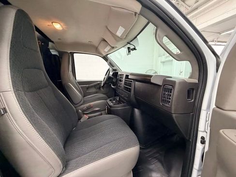 Certified 2024 GMC Savana 2500 Work Van 3D Cargo Van w/ Driver Convenience Package image 25