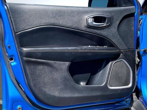 Used 2019 Jeep Compass Altitude image 23