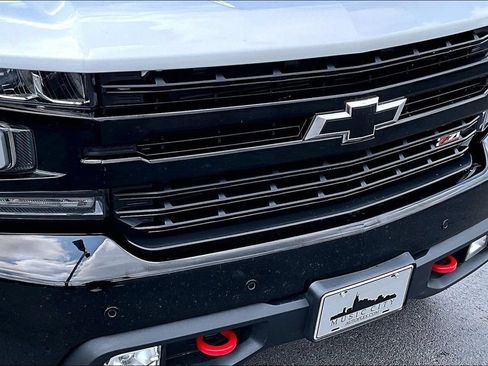 Used 2020 Chevrolet Silverado 1500 LT Trail Boss AWD/4WD image 34