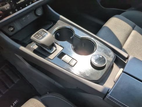 Used 2026 Nissan Rogue SV AWD/4WD image 19