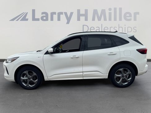 New 2024 Ford Escape ST-Line Select w/ Tech Pack #2 image 2