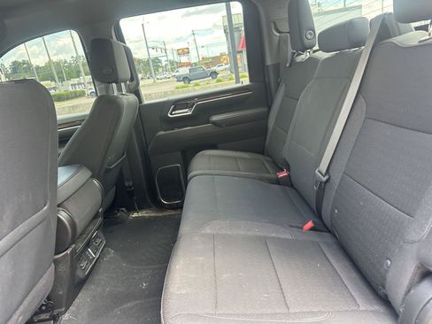Used 2025 Chevrolet Silverado 2500 LT AWD/4WD image 16