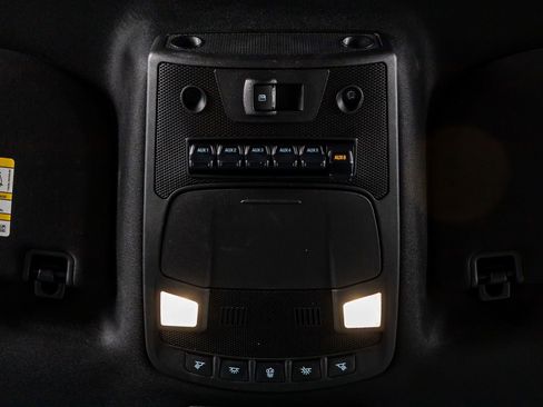 Used 2022 Ford F250 Lariat w/ Black Appearance Package image 26