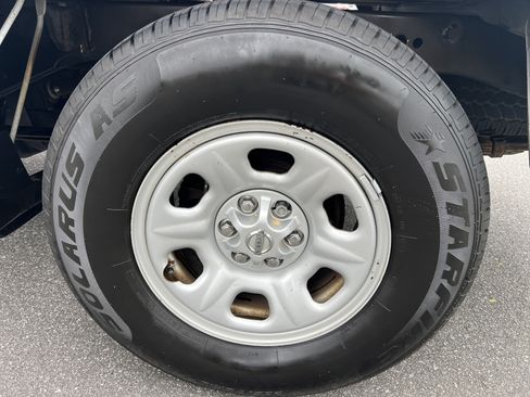 Used 2014 Nissan Frontier S RWD image 10