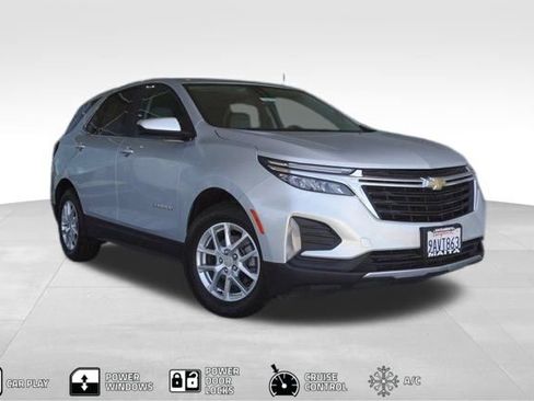 Used 2022 Chevrolet Equinox LT image 1
