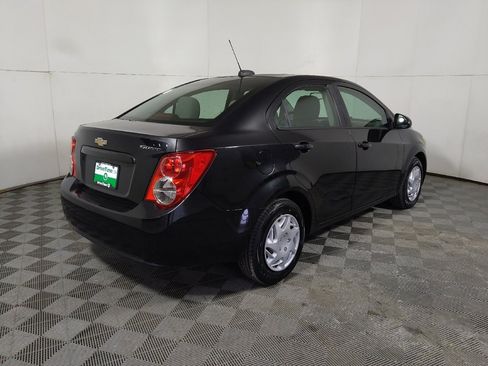 Used 2015 Chevrolet Sonic LS FWD image 10