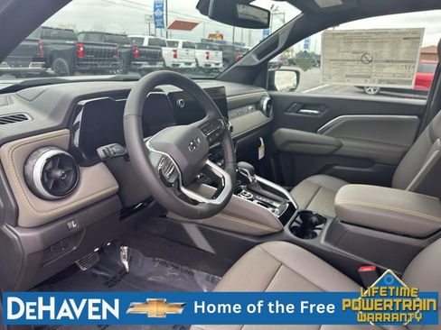 New 2026 Chevrolet Colorado ZR2 w/ Technology Package AWD/4WD image 9