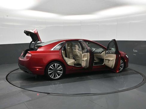 Used 2017 Lincoln MKZ Reserve w/ Climate Package image 34