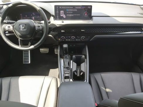 Used 2025 Honda Accord Sport image 13