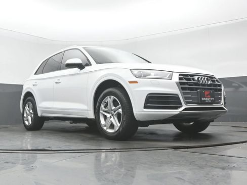 Used 2018 Audi Q5 2.0T Premium Plus w/ Convenience Package AWD/4WD image 27