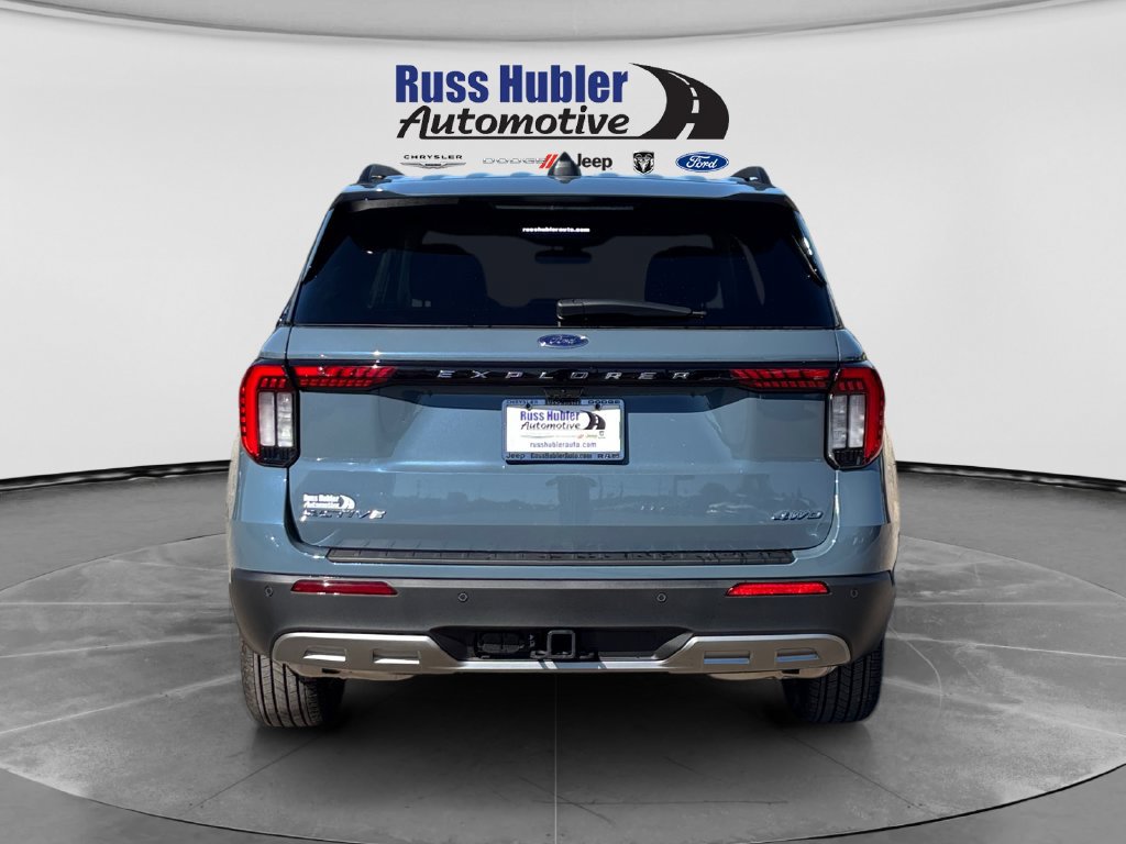 Used 2026 Ford Explorer Active w/ Active Comfort Package AWD/4WD image 4