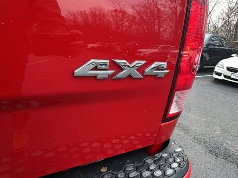 Used 2018 RAM 1500 Express image 33