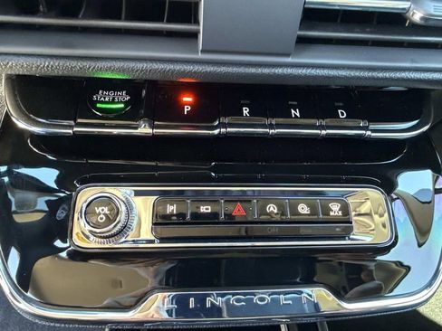 New 2026 Lincoln Corsair Premiere image 28