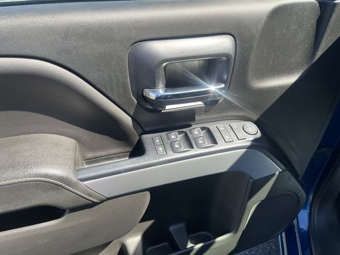 Used 2018 Chevrolet Silverado 1500 LT w/ All Star Edition AWD/4WD image 11