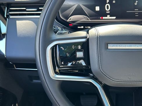 Used 2025 Land Rover Range Rover Sport SE image 50