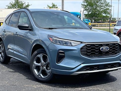 Used 2024 Ford Escape ST-Line w/ Tech Pack #1 AWD/4WD image 36