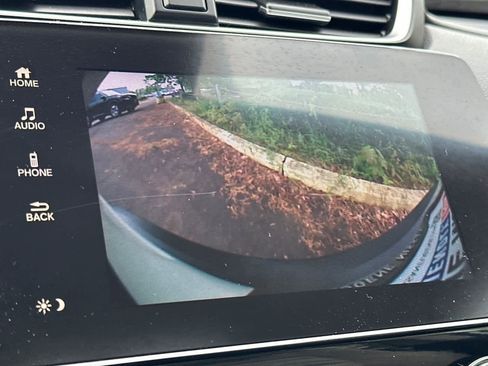 Used 2019 Honda CR-V EX image 19