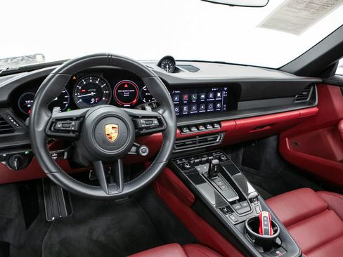 Certified 2022 Porsche 911 Targa 4 GTS AWD/4WD image 13