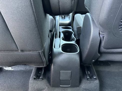 Used 2020 Chevrolet Trax LS FWD image 18
