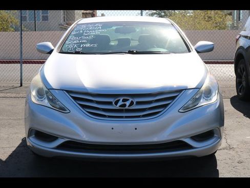 Used 2013 Hyundai Sonata GLS FWD image 3