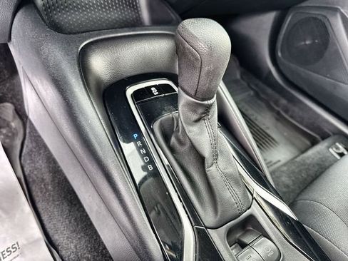 Used 2022 Toyota Corolla LE image 28