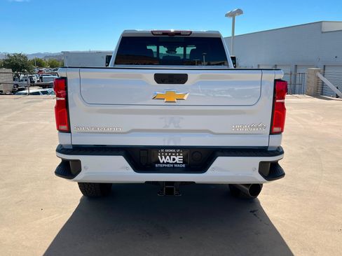 New 2026 Chevrolet Silverado 3500 High Country w/ High Country Premium Package AWD/4WD image 5