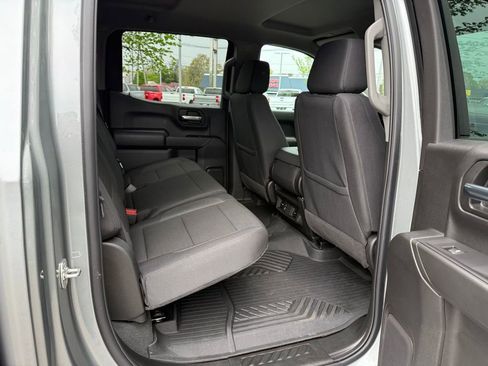 Used 2026 Chevrolet Silverado 1500 Custom Trail Boss w/ LPO, Dark Essentials Package AWD/4WD image 15