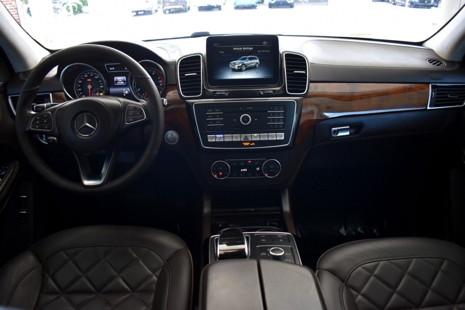 Used 2017 Mercedes-Benz GLS 550 4MATIC image 9
