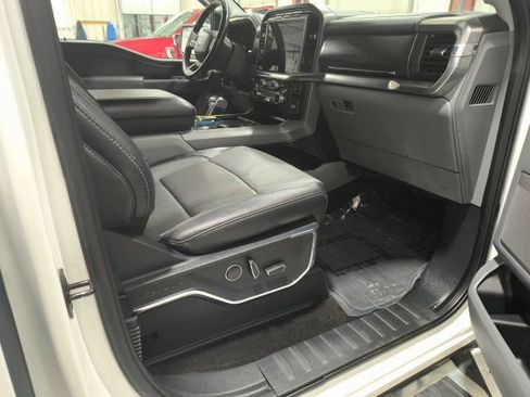Used 2022 Ford F150 Lariat w/ Equipment Group 502A High AWD/4WD image 23