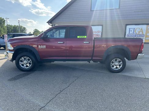 Used 2014 RAM 2500 SLT w/ Luxury Group AWD/4WD image 8