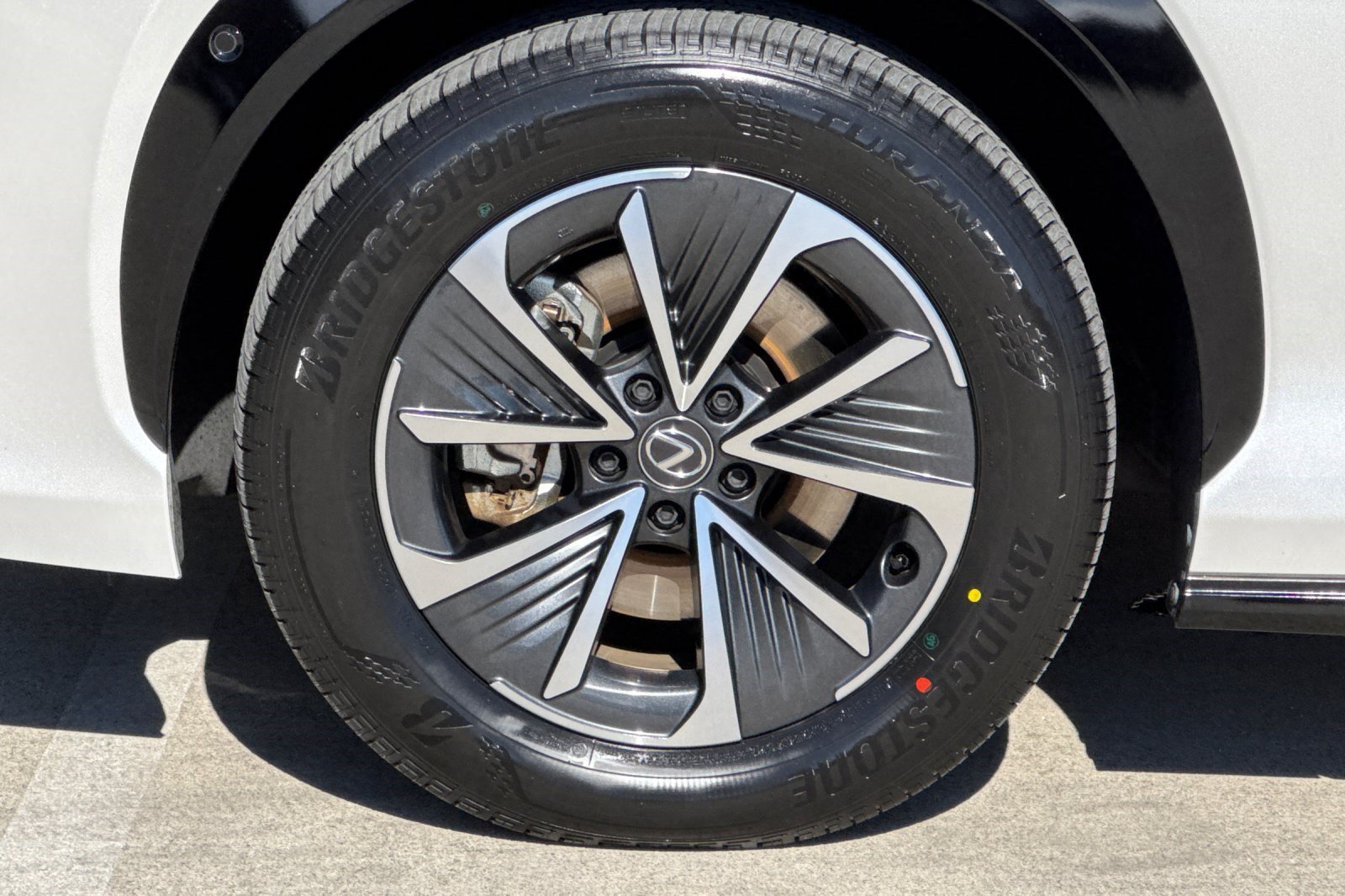 Certified 2023 Lexus RZ 450e Premium w/ Technology Package AWD/4WD image 13