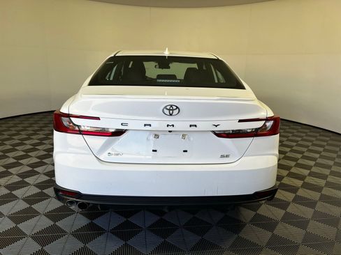 Certified 2025 Toyota Camry SE image 6