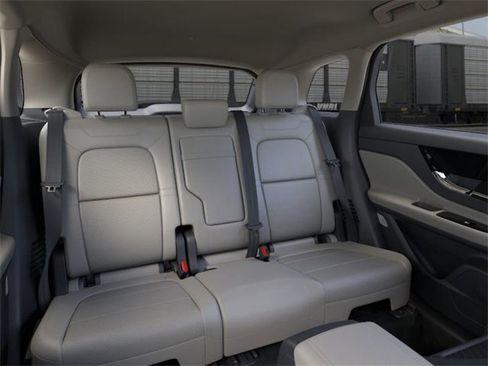 New 2025 Lincoln Corsair Reserve image 11