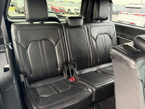 Used 2021 Ford Expedition Max Limited AWD/4WD image 21
