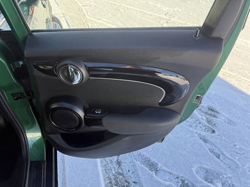 Used 2023 MINI Cooper S image 42