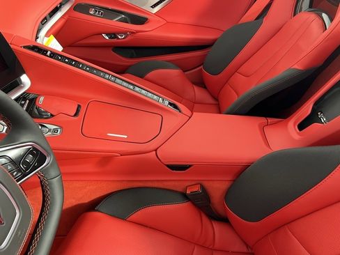 New 2025 Chevrolet Corvette Stingray Premium Conv w/ Z51 Performance Package image 27