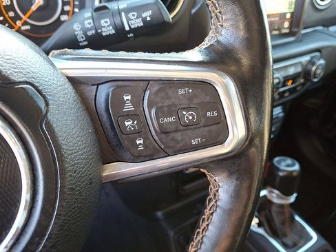 Used 2021 Jeep Wrangler Unlimited Sahara image 18