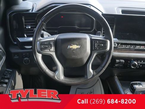 Used 2022 Chevrolet Silverado 1500 LT w/ Z71 Off-Road Package image 41