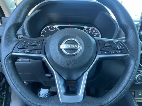 Used 2025 Nissan Sentra SV FWD image 28