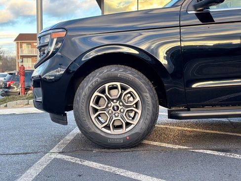 New 2025 Ford Expedition Max Active AWD/4WD image 7
