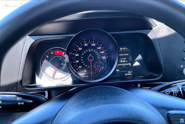 Used 2022 Hyundai Elantra SEL FWD image 13
