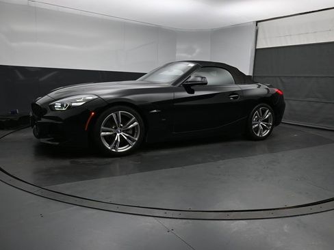 Used 2019 BMW Z4 sDrive30i w/ M Sport Package image 9