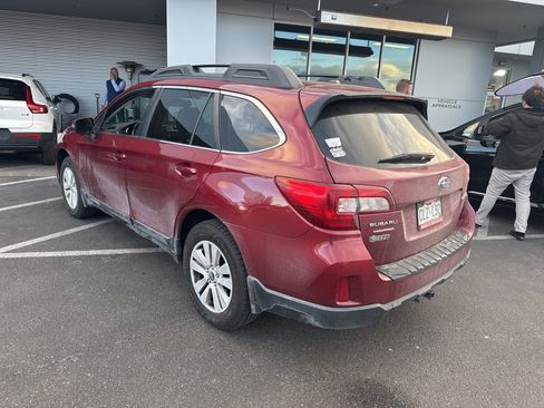 Used 2015 Subaru Outback 2.5i Premium image 3