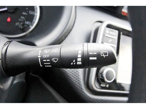 Used 2024 Nissan Kicks S image 12