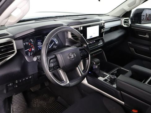 Used 2023 Toyota Tundra SR5 w/ SR5 Convenience Package AWD/4WD image 24