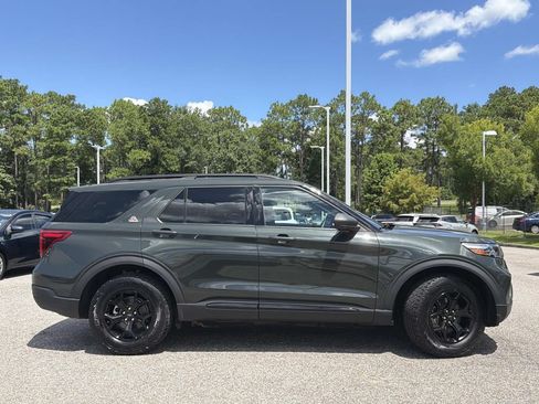 Used 2022 Ford Explorer Timberline AWD/4WD image 3